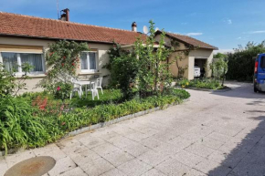 Plain pied calme parking privé 5 lits 1 lit bébé proximité Metz